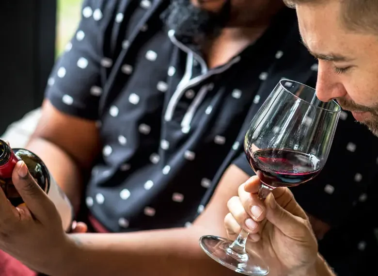 Cata aromática de vinos en Bodegas Gratias
